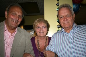 280562_10150334659851393_7972707_o