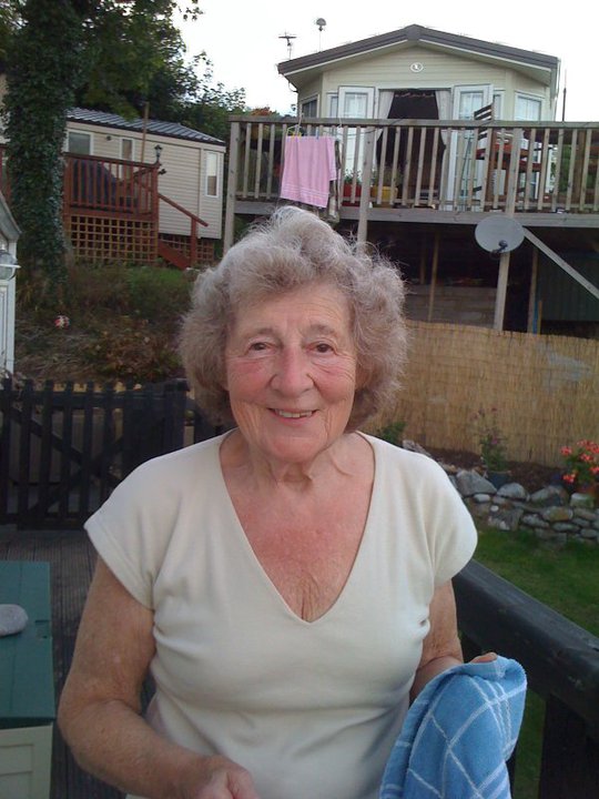 39072_413161716330_3507407_n