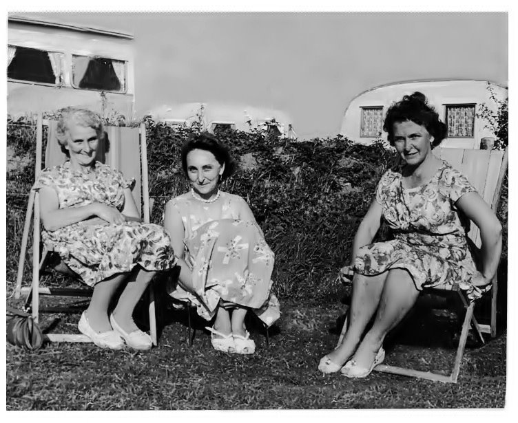 555171_3441672282576_217263240_n